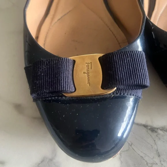 Salvatore Ferragamo Navy Blue Flats - Picture 10 of 10